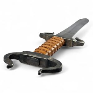 Donn Cúailnge, Celtic dagger