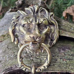 Lion, historical knocker - brass