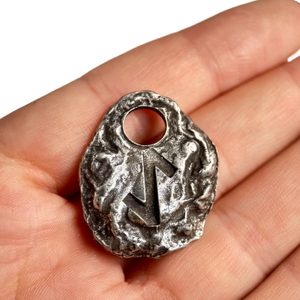 Iwaz - Talisman runique