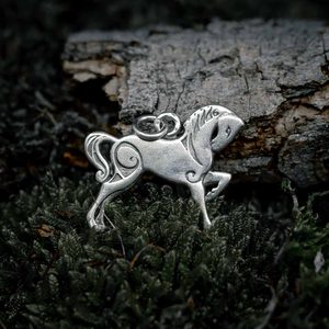 CELTIC HORSE, SILVER PENDANT - PENDANTS{% if kategorie.adresa_nazvy[0] != zbozi.kategorie.nazev %} - SILVER JEWELLERY{% endif %}