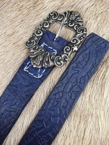 ALBA, SCOTTISH LEATHER BELT BLUE - BELTS{% if kategorie.adresa_nazvy[0] != zbozi.kategorie.nazev %} - LEATHER PRODUCTS{% endif %}