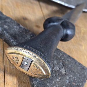 Dague à Couilletes ou poignard phallique, réplique du XIVe siècle, Bohême