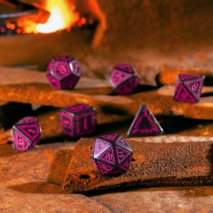 Runic Shimmering Magenta, set of dice