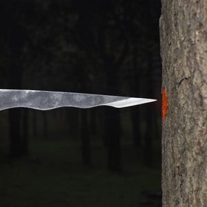FLAMED BLADE, throwing knife