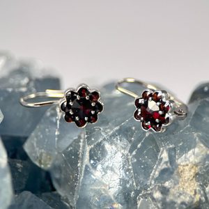 FLORA, silver earrings with garnets, Ag 925/1000