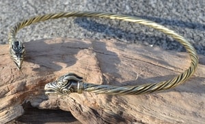 DRAIG, BRASS DRAGON TORQUES - FORGED JEWELRY, TORCS, BRACELETS{% if kategorie.adresa_nazvy[0] != zbozi.kategorie.nazev %} - JEWELLERY - BRONZE, ZINC{% endif %}