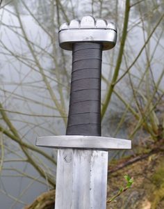 VIKING SWORD OF BALLINDERRY, IRELAND IX. CENTURY - VIKING AND NORMAN SWORDS{% if kategorie.adresa_nazvy[0] != zbozi.kategorie.nazev %} - WEAPONS - SWORDS, AXES, KNIVES{% endif %}