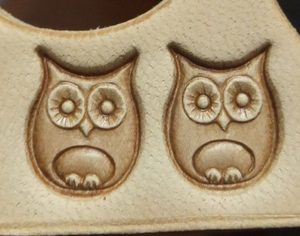 OWL, LEATHER STAMP - LEATHER STAMPS{% if kategorie.adresa_nazvy[0] != zbozi.kategorie.nazev %} - LEATHER PRODUCTS{% endif %}