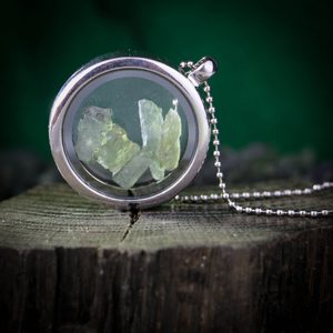 MOLDAVITE STEEL FLOATING LOCKET, ORIGINAL FROM THE CZECH REPUBLIC - MOLDAVITE{% if kategorie.adresa_nazvy[0] != zbozi.kategorie.nazev %} - SILBER SCHMUCKSTÜCKE{% endif %}