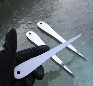 VENGEANCE THROWING KNIVES - POLISHED, SET OF 3 - SHARP BLADES - COUTEAUX DE LANCER{% if kategorie.adresa_nazvy[0] != zbozi.kategorie.nazev %} - ARMURERIE: LES ARMES{% endif %}