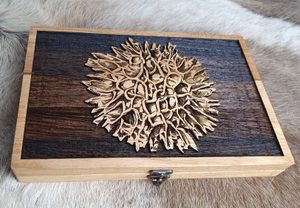 WOODEN BOX for MOLDAVITES, box made of oak wood