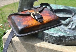 VOLCANO, LEATHER SHOULDER BAG - BAGS, SPORRANS{% if kategorie.adresa_nazvy[0] != zbozi.kategorie.nazev %} - LEATHER PRODUCTS{% endif %}