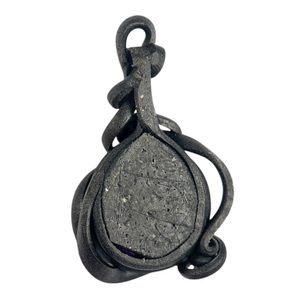 PENDENTIF EN VERRE VIOLET