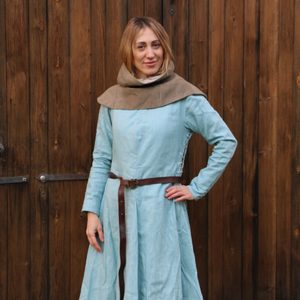 VÊTEMENTS FÉMININS MÉDIÉVAUX - FEMME 2E MOITIÉ DU 14E SIÈCLE - COSTUMES FÉMININS{% if kategorie.adresa_nazvy[0] != zbozi.kategorie.nazev %} - COSTUMES, CHAUSSURES{% endif %}