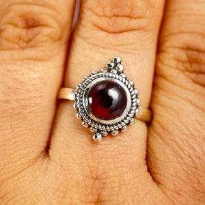 ANTONIA, ring, garnet silver 925/1000