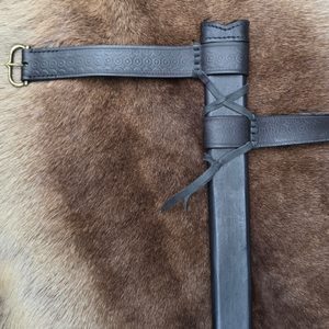 Fourreau en cuir pour épée bâtarde