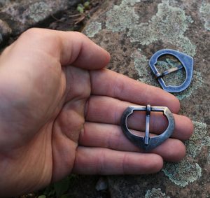 HISTORICAL BUCKLE XV, colour silver