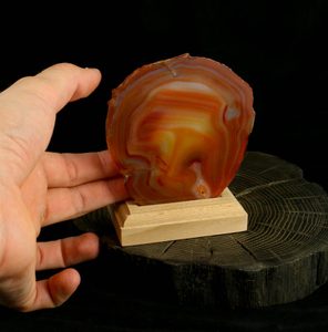 AGATE, CANDLEHOLDER FOR A TEA CANDLE - PRODUCTS FROM STONES{% if kategorie.adresa_nazvy[0] != zbozi.kategorie.nazev %} - MOLDAVITES, MINERALS, FOSSILS{% endif %}