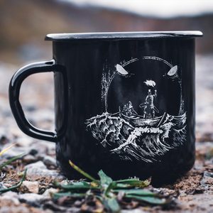 CTHULHU ENAMEL MUG - TASSEN, KELCHE{% if kategorie.adresa_nazvy[0] != zbozi.kategorie.nazev %} - FIGUREN, DEKORATIONEN{% endif %}