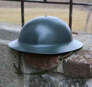 BRITISH BRODIE HELMET, REPLICA - OTHER HELMETS{% if kategorie.adresa_nazvy[0] != zbozi.kategorie.nazev %} - ARMOUR HELMETS, SHIELDS{% endif %}