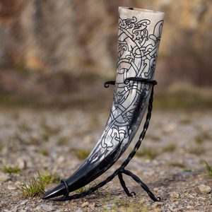 RINGERIKE - Dragon, carved drinking horn