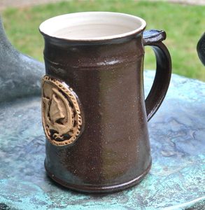 MEDIEVAL CERAMIC MUG WITH DRAGON