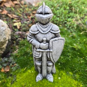 Knight - the guardian of your castle