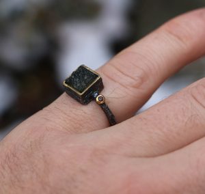 QUANTUM, Luxus-Silberring mit tschechischem Moldaviten Ag 925