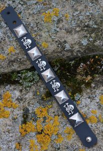 ROCKER, LEATHER BRACELET XXVI - WRISTBANDS{% if kategorie.adresa_nazvy[0] != zbozi.kategorie.nazev %} - LEATHER PRODUCTS{% endif %}