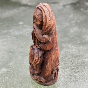 Manannán mac Lir, carved statue