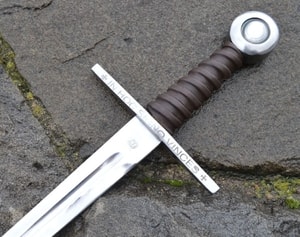 CRUSADER's SWORD, one-handed, etched