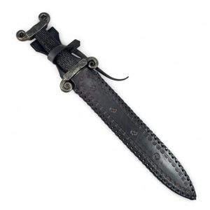 Glas Gaibhnenn, Celtic dagger/sword