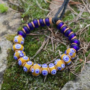 BRACELET, perles de verre celtiques, reproduction