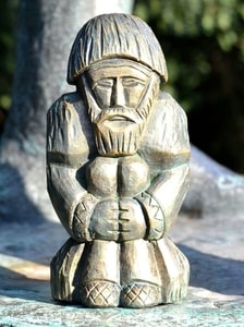 DOMOVOI, SLAVIC GUARDIAN OF YOUR HOME, STATUE, GREEN-GOLD - SLAWISCHEN STATUEN{% if kategorie.adresa_nazvy[0] != zbozi.kategorie.nazev %} - HOME DECOR{% endif %}