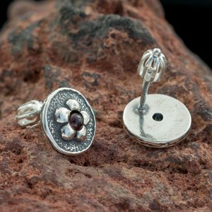 GRACE, EARRINGS, GARNET, SILVER - EARRINGS WITH GEMSTONES, SILVER{% if kategorie.adresa_nazvy[0] != zbozi.kategorie.nazev %} - SILVER JEWELLERY{% endif %}