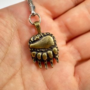 Bear paw keychain, zinc old brass
