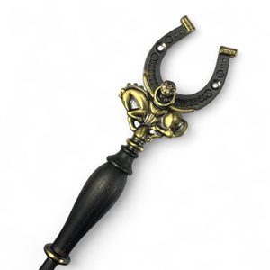 Castle shoe spoon, horse and horseshoe motif