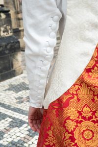 SURCOAT, medieval women's clothing, 14th century