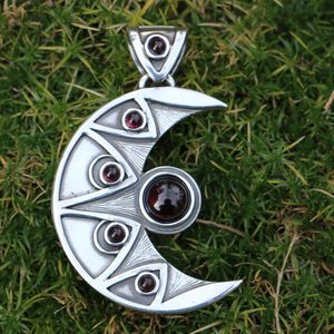 PENDENTIF LUNA, GRENAT, ARGENT 925 11G - PENDENTIFS{% if kategorie.adresa_nazvy[0] != zbozi.kategorie.nazev %} - BIJOUX EN ARGENT{% endif %}