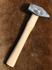 BLACKSMITH'S HAMMER 1.5 KG - BLACKSMITH TOOLS, HAMMERS{% if kategorie.adresa_nazvy[0] != zbozi.kategorie.nazev %} - BUSHCRAFT, LIVING HISTORY, CRAFTS{% endif %}