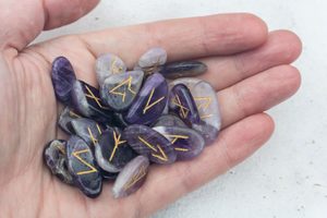 Elder Futhark Rune Set - Amethyst