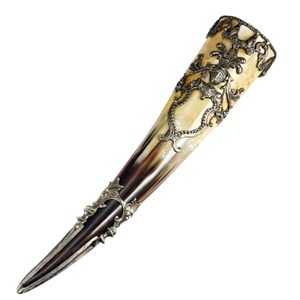 Knight's drinking horn, de luxe