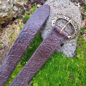 Ceinture baroque, ceinture en cuir