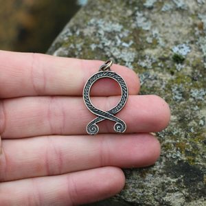 TROLL CROSS VIKING PENDANT, ZINC ANT.BRASS - ALL PENDANTS, OUR PRODUCTION{% if kategorie.adresa_nazvy[0] != zbozi.kategorie.nazev %} - JEWELLERY - BRONZE, ZINC{% endif %}