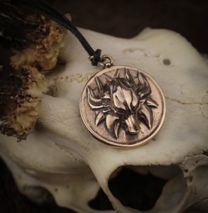 SLAVIC WOLF PENDANT, BRONZE - SLAVIC AMULETS{% if kategorie.adresa_nazvy[0] != zbozi.kategorie.nazev %} - JEWELLERY - BRONZE, ZINC{% endif %}