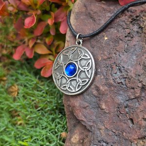 Pendant Celtic Knot, blue