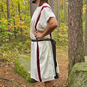 Angusticlavia, tunique romaine