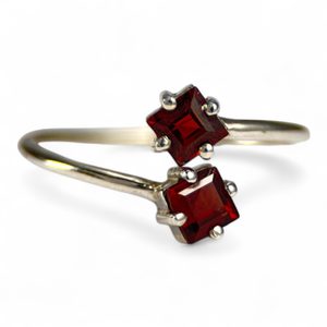 GORDICA, bague, grenat argent 925/1000