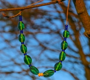 GLASS NECKLACE, DOLNI VESTONICE, EARLY MIDDLE AGES - HISTORICAL GLASS BEADS, REPLICA{% if kategorie.adresa_nazvy[0] != zbozi.kategorie.nazev %} - BUSHCRAFT, LIVING HISTORY, CRAFTS{% endif %}