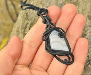 CHALCEDONY PENDANT - FANTASY JEWELS{% if kategorie.adresa_nazvy[0] != zbozi.kategorie.nazev %} - JEWELLERY - BRONZE, ZINC{% endif %}